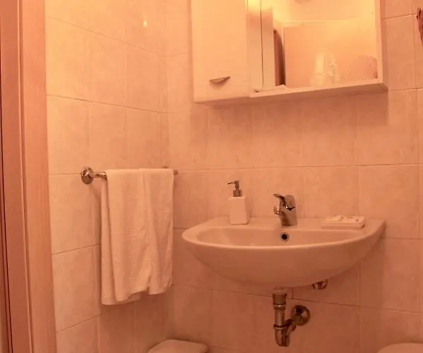 La Torre Lägenhet Tirano